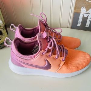 Women’s Nike Roshe Shoes